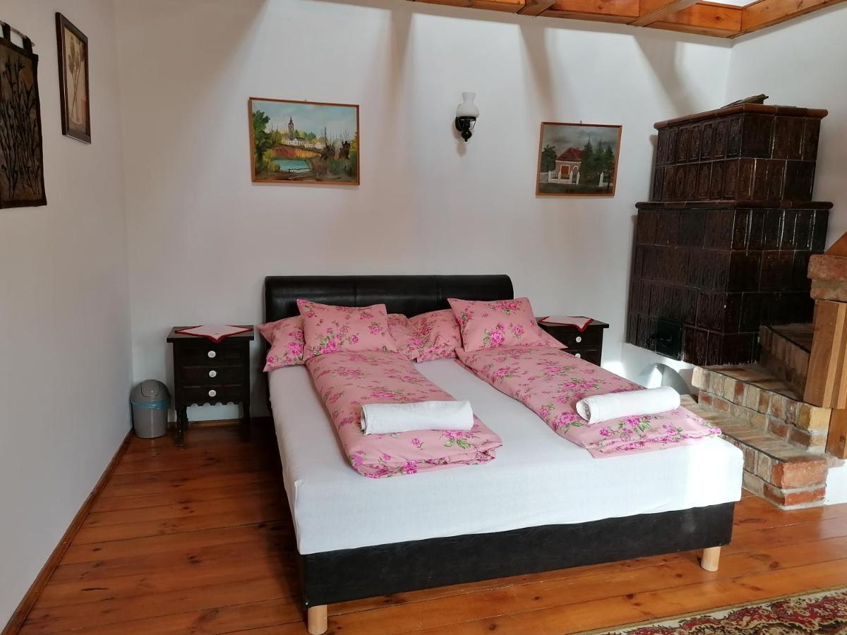 Zsambeki Vendeghaz -Anno1815- Hotel Екстериор снимка